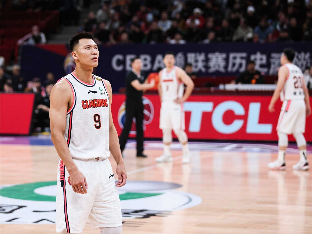 这不仅是球