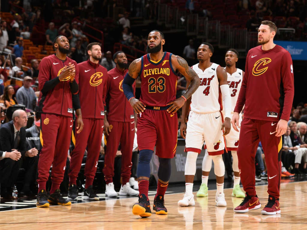 使他成為主 使他成為主